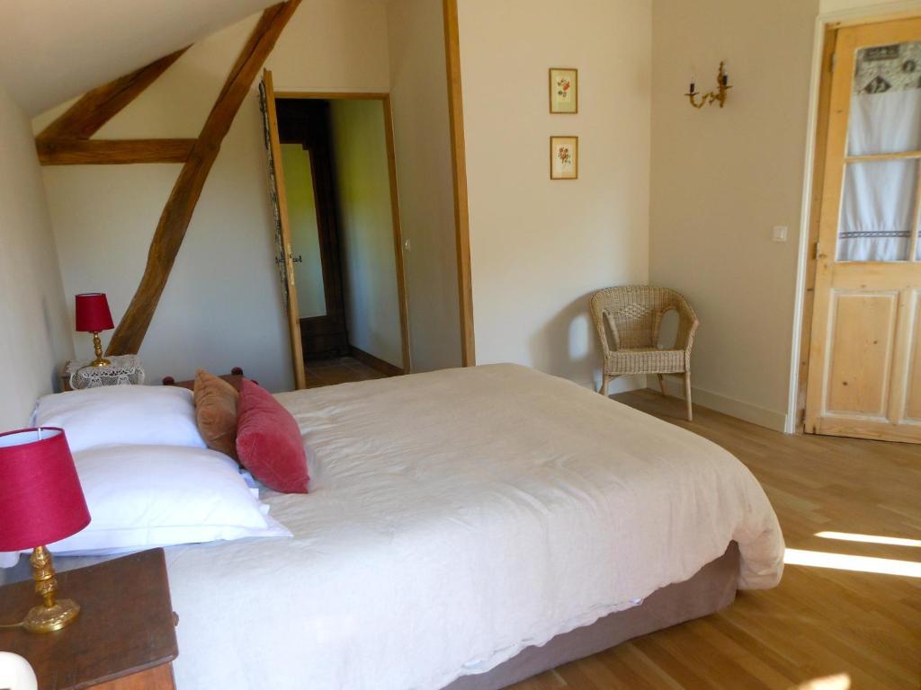 Auberge De La Tuilerie Surgy Cameră foto